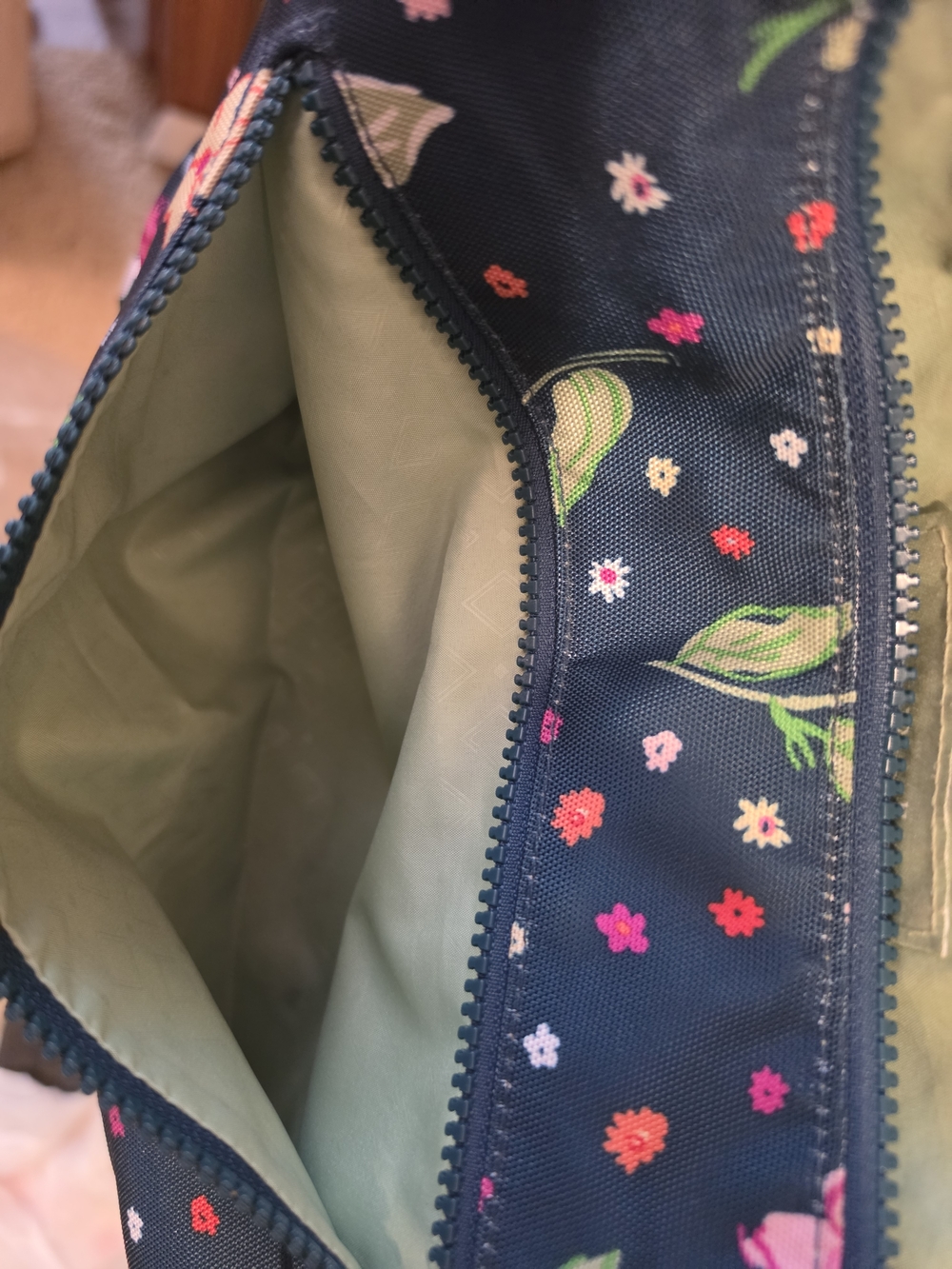 Vera Bradley Navy Floral Crossbody Bag - Picture 3 of 6